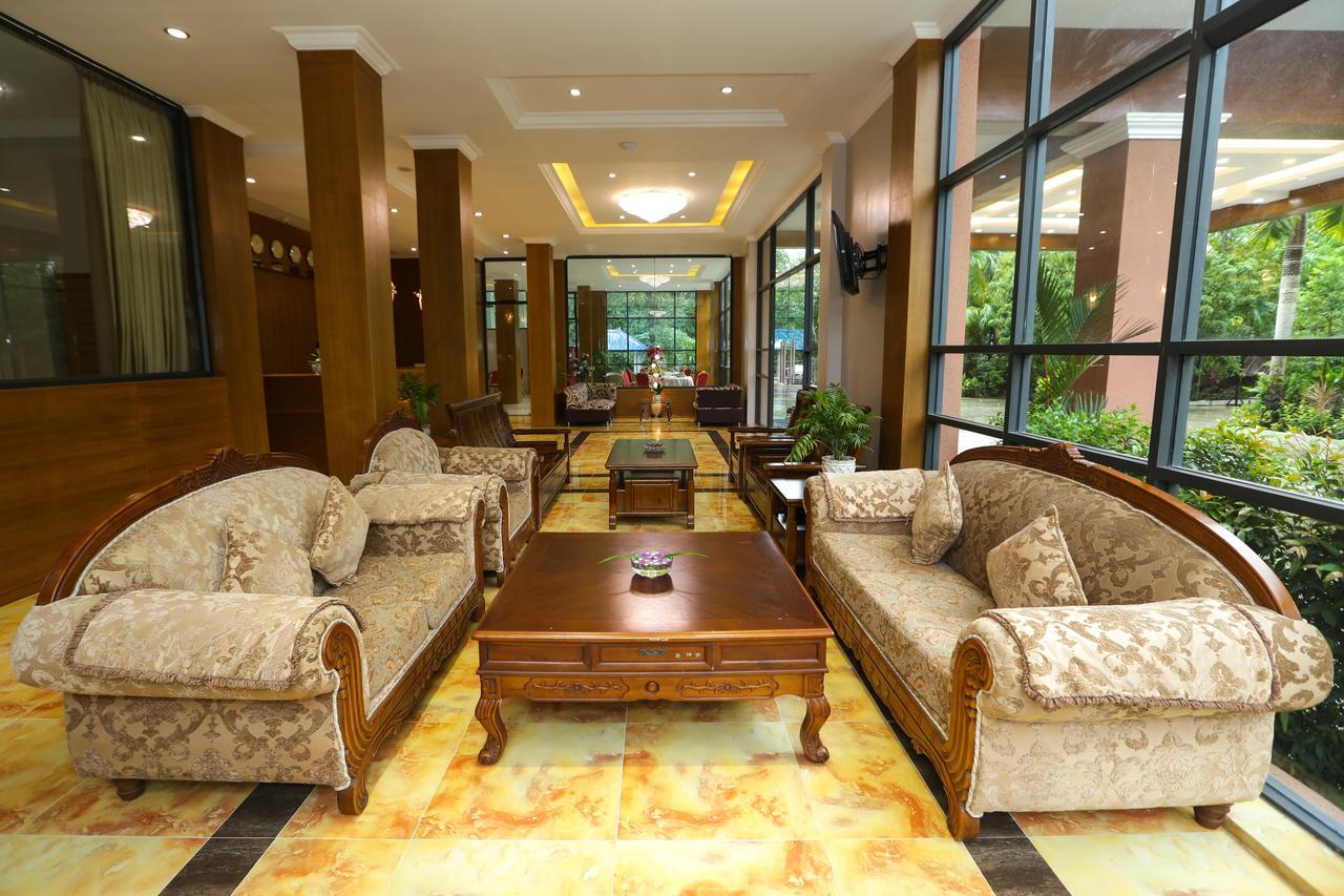 Grand Garden Hotel Yangón Exterior foto