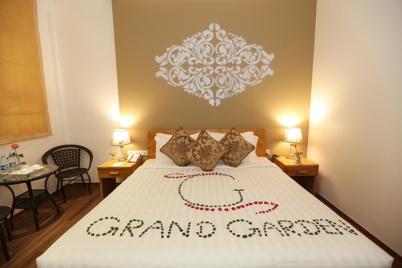Grand Garden Hotel Yangón Exterior foto